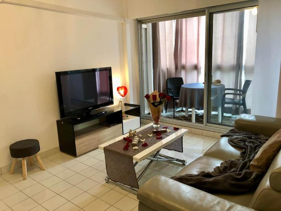 "Beausoleil" T2 Lumineux, Parking, Clim, Wifi Apartment Sete Exterior photo